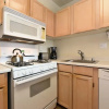 Отель Kihei Akahi C-109 - 1 Br Condo, фото 5