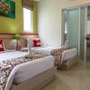 Отель Kemuning Kuta Hotel by ZEN Rooms в Куте