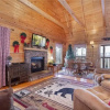 Отель Bear Tracks - Two Bedroom Cabin, фото 4