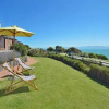 Отель Cliff-top Holiday Home, фото 11