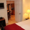 Отель COMFY - Lower Level 3 Bdrm Apt., фото 4