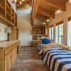 Отель Granite Mountain Lodge - 6 Br Home, фото 8