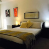 Отель Melbourne Stays - City Point Suite, фото 6
