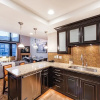 Отель Luxury Hotel Suite - 2 Br Condo, фото 11