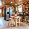 Отель Standing Bear Lodge - Five Bedroom Cabin, фото 11