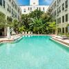 Отель The Palm Beach Hotel Condominium, фото 6