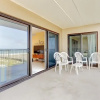 Отель Convenience Direct Oceanfront Condo with Private Balcony by RedAwning, фото 6