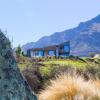 Отель Point Vista - Queenstown Holiday House, фото 1