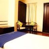 Отель Vista Rooms at Gulabh Bagh Road, фото 2