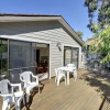 Отель Little Beach House, 8 Mistral Close, фото 18