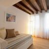 Отель The Lions House APT1, фото 6