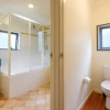 Отель Straddie Beach House 2, фото 5