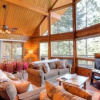 Отель Treetops Cabin, фото 5
