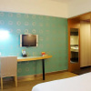 Отель Super 8 by Wyndham Ningbo Meihe, фото 9