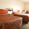 Отель Commodore Perry Inn and Suites, фото 2