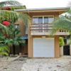Отель Private townhome 2 blocks from the beach and restaurants, фото 9