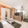 Отель Chic Rentals Chueca - Calle Regueros в Мадриде