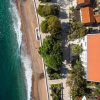 Отель LuxBeachFront, фото 1