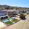 Отель Iris, Luxury Beach Front Residence, фото 14