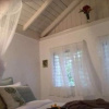 Отель The Sun & Rain Cottage, фото 2