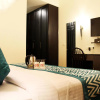 Отель OYO Premium DLF City Club, фото 4