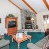 Отель Bear Mountain Escape Condo, фото 3