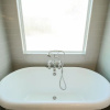 Отель Brand New Luxurious 4BR, фото 14