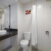 Отель RedDoorz Premium near Pantai Losari 2, фото 11