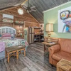 Отель Cameron Park Bungalow - Studio Cottage, фото 5