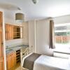 Отель Budget Rooms Hatherley, фото 4