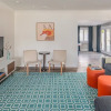 Отель Spacious 3BR Pool by WanderJaunt, фото 3