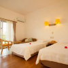 Отель Hoshizuna Beachfront Coral Garden, фото 2