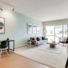 Отель Perfect for Venice & MDR w/ 6 Beds +pool/spa/gym, фото 5