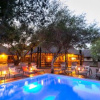 Отель Umkumbe Safari Lodge, фото 8