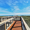 Отель Beachview Unit #304 - 2 Br Condo, фото 15