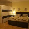 Отель Aparment Hradčanské Náměstí, фото 4