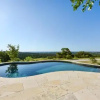 Отель Hilltop Heaven in Spicewood by RedAwning, фото 4