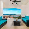 Отель Hotel-style Ocean-view Unit in Flamingo With Pool, фото 10