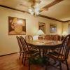 Отель Chateau de Everett - 2 Br Home, фото 9