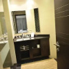 Отель Key One Homes - Cayan Tower, фото 7