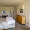 Отель Whare Kea Lodge and Chalet, фото 2