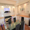 Отель Brunswick Family Sea View Apartment, фото 15