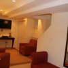 Отель COMFY - Lower Level 3 Bdrm Apt., фото 1