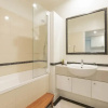 Отель Spacious Apartment in Auckland Central, фото 5