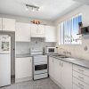 Отель Sunset Court, Unit 1, 3 Resthaven Avenue, фото 2