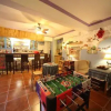 Отель Xiamen Under The Banyan Cafe Hostel, фото 11