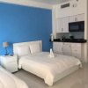 Отель Hollywood Beachfront Condo w/Pool, фото 2