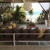 Отель Aruba Beachfront home in 