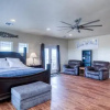 Отель TX Flip Flops Stop - 5 Br Home, фото 4