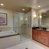 Отель Penthouse Suite with Strip View at The Signature At MGM Grand, фото 7